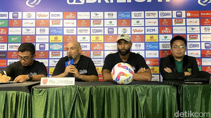 Konferensi pers PSM jelang lawan Persebaya