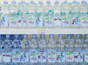 Le Minerale Luncurkan Kemasan Edisi Khusus untuk Dukung Atlet Sepakbola