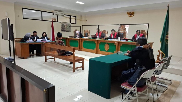 Sidang pembacaan tuntutan kasus Mafia TKD Maguwoharjo dengan terdakwa Robinson Saalino di Pengadilan Tipikor pada PN Yogyakarta, Selasa (22/10/2024).