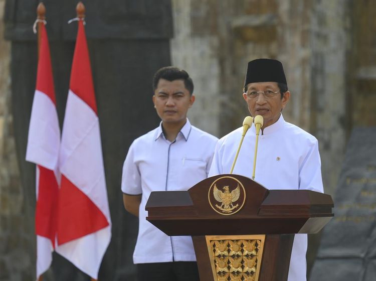 Menag Nasaruddin Umar Pimpin Apel Hari Santri di Tugu Proklamasi