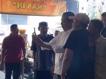 Jokowi Ngider di Sukoharjo: Makan Sate Kambing