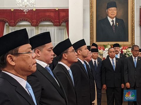 Pelantikan Pejabat Negara di Istana Negara, Jakarta, Selasa (22/10/2024). (CNBC Indonesia/Emir Yanwardhana)