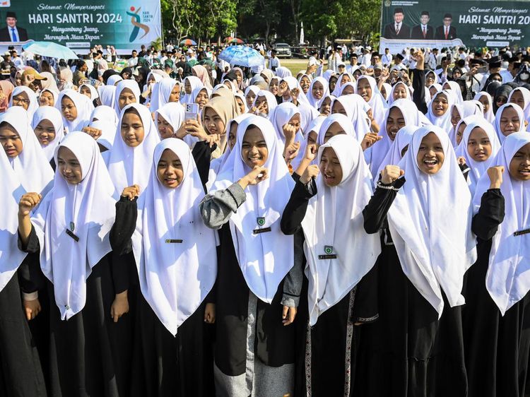 Suasana Peringatan Hari Santri Nasional 2024 di Tangerang
