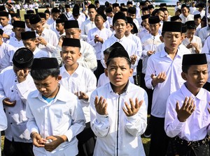 10 Contoh Doa Upacara Hari Santri 2026, Versi Singkat hingga Panjang