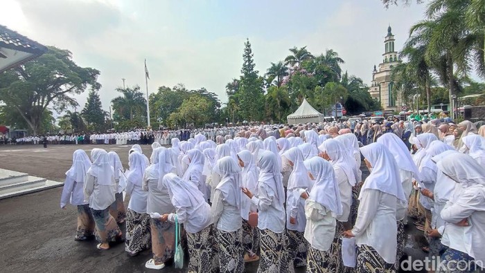 Peringatan Hari Santri Nasional di Halaman Pendopo Bupati Ciamis.
