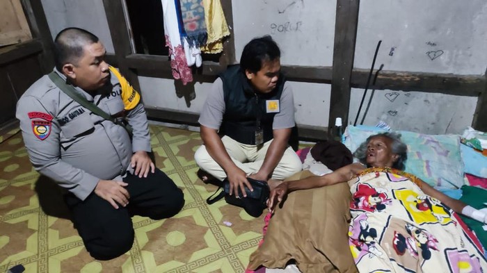 Polisi mendatangi rumah korban yang diterkam buaya di OKI.