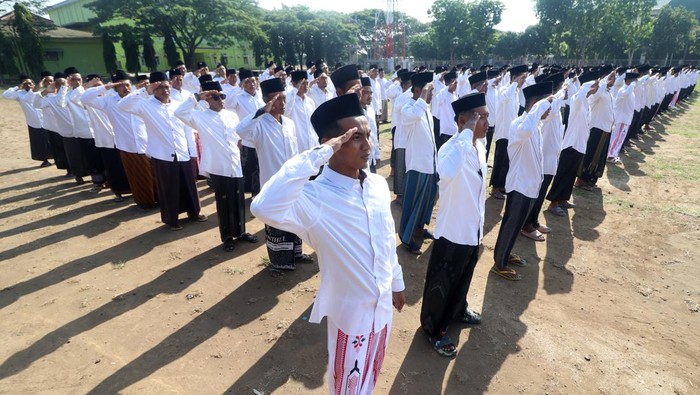 22 Oktober diperingati sebagai Hari Santri Nasional. Begini potret memperingati Hari Santri Nasional 2024 di berbagai daerah.