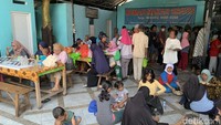 Dengan adanya rumah makan gratis ini, banyak warga yang merasa terbantu, terutama di masa-masa sulit, dan rumah makan ini telah menjadi tempat yang diandalkan oleh banyak orang yang mencari bantuan.