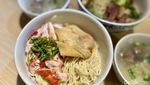 Manis Smoky Bakmi Naga Merah Nyempil di Pasar Cihapit Bandung