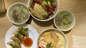 Manis Smoky Bakmi Naga Merah Nyempil di Pasar Cihapit Bandung