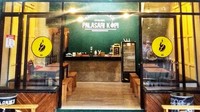 Tampak Depan Kafe