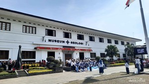 Ide Liburan Murah di Bandung: Melihat Keunikan Museum Geologi