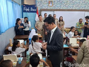 Gibran Tanya soal Kalori hingga Anggaran Makan Bergizi Gratis SD di Menteng