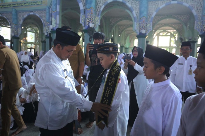 Wisuda Akbar Tahfidz