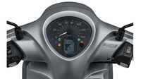 Meski tampangnya retro, namun Yamaha Janus 125 sudah dilengkapi sejumlah fitur kekinian, mulai dari pencahayaan full LED, panel instrument semi digital, soket pengisan daya ponsel, sistem nirkunci pintar atau smart keyless dan bagasi yang tergolong lega. Foto: Doc. Yamaha Vietnam.