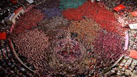 Menara manusia ditambahkan ke dalam daftar Warisan Budaya Takbenda Kemanusiaan UNESCO pada tahun 2010. Kompetisi castells pertama di arena adu banteng Tarragona diadakan pada tahun 1932 dan kompetisi tersebut telah diadakan setiap dua tahun sejak tahun 1970.  