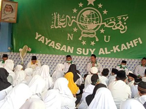 Bripka Fahmi 11 Tahun Bantu Anak Yatim di Banten Lewat Yayasan Suy Al-Kahfi