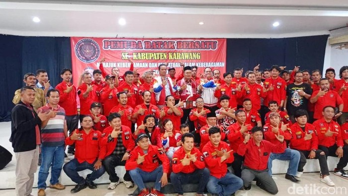 Deklarasi dukungan PBB untuk Aep-Maslani di RM Lebak Sari Indah Kabupaten Karawang