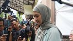 Senyum Paula Verhoeven Usai Jalani Sidang Cerai dengan Baim Wong