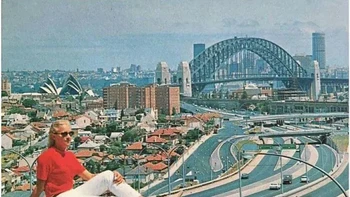 Warringah Freeway, Sydney, Australia (1968 and 2018) Foto: Boredpanda