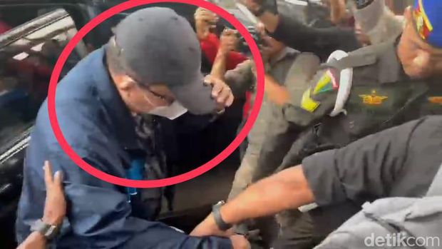 Hakim Heru Hanindyo tiba di Kejati Jatim