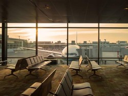 Miris, Demi Liburan Orang Tua Nekat Tinggalkan Anak di Bandara