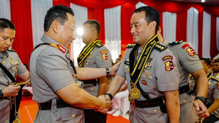Kapolri Jenderal Listyo Sigit Prabowo dan Kombes Ahrie Sonta