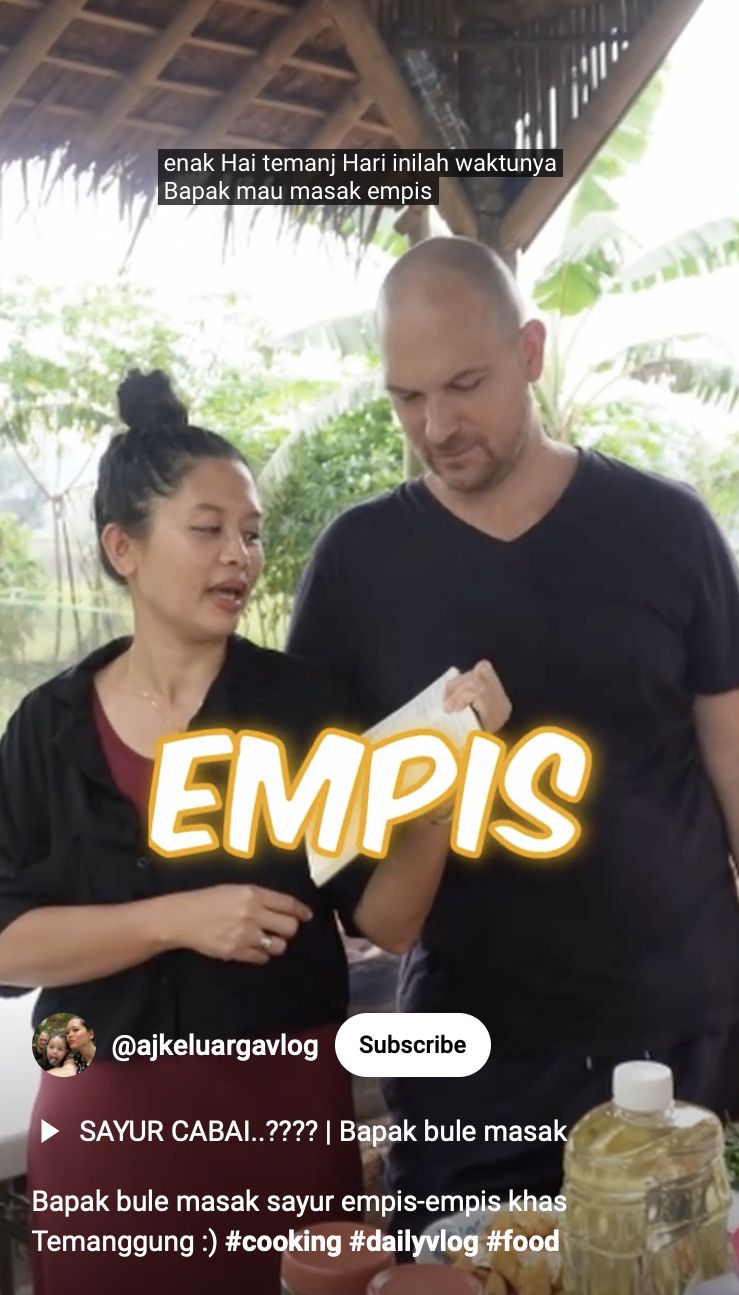 Keren! Bule Ini Masak Sayur Empis-Empis Khas Temanggung