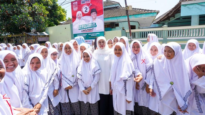 Khofifah di Situbondo