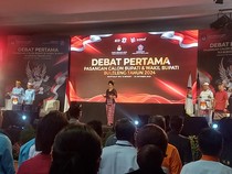 Sutjidra Janji Berikan Seragam Gratis-Beasiswa untuk Cegah Putus Sekolah