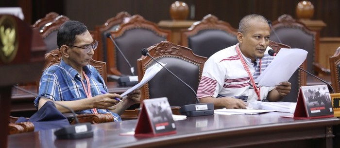 Kuasa Hukum Pemohon, Teguh Sugiharto, dalam sidang MK Senin (21/10/2024). (Foto: Humas MK/Panji)