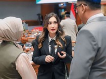 Reaksi Nafa Urbach Usai Dikritik Curhat Macet dan Bicara Tunjangan Rumah Dewan