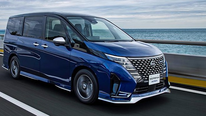 Nissan Serena e-Power Autech