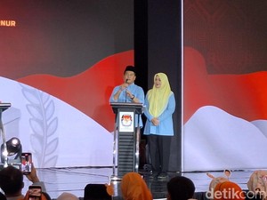 Iqbal-Dinda Beberkan Visi-Misi di Debat Perdana, Fokus Transformasi Birokrasi