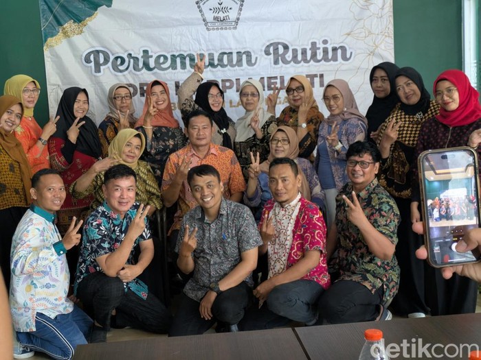 Paslon Yes-Dirham Dapat Suntikan Dukungan dari Himpunan Ahli Rias Pengantin Indonesia