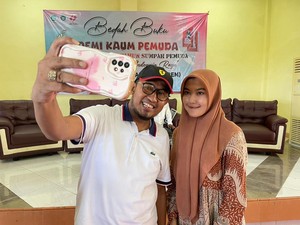 Beasiswa, Upaya Achmad Fauzi Wujudkan Mimpi Mahasiswa Sumenep Jadi Nyata