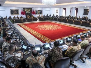 Prabowo Persilakan Menteri Tak Dukung Makan Bergizi Gratis Keluar Kabinet