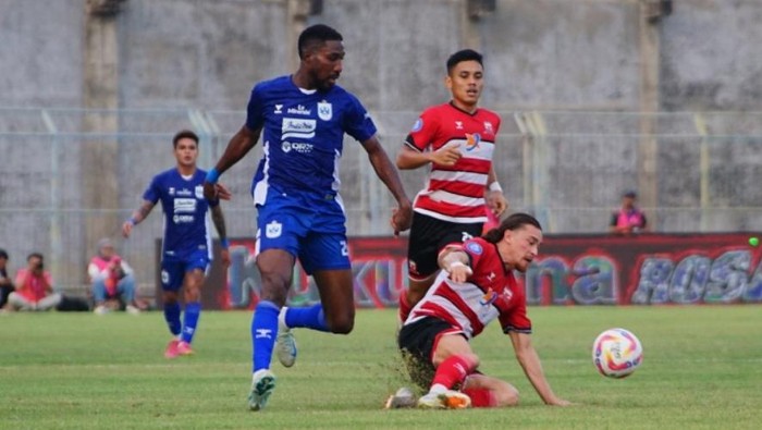 Pertandingan PSIS Semarang melawan Madura United di Stadion Gelora Bangkalan, Rabu (23/10/2024).