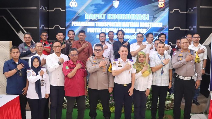 Rakor penanganan truk di Subang