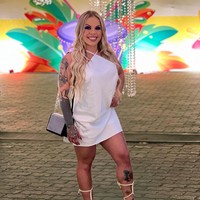 Sejak saat itu, hubungan mereka tidak sama lagi. Dikatakan jika pria tersebut sempat menghubungi dan berusaha menjelaskan diri kepada Revana. Kemudian ia menawarkan sebuah syarat bahwa mereka bisa lanjut berkencan tapi Revana tak lagi boleh pakai sesuatu terkait MU. Foto: Instagram Revana Hanniely