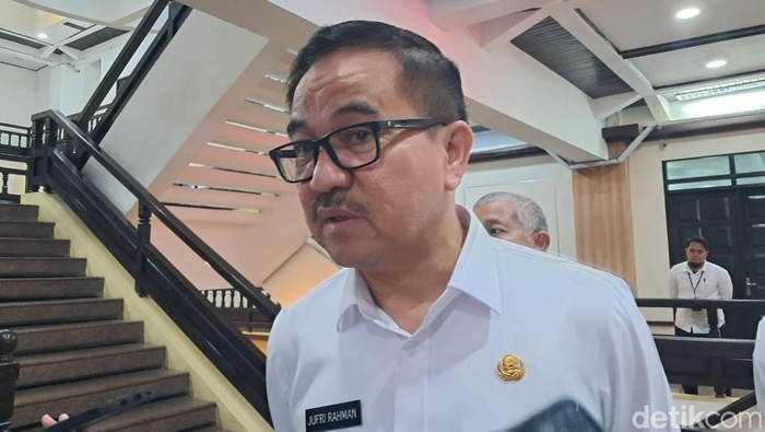Sekda Sulsel Jufri Rahman.