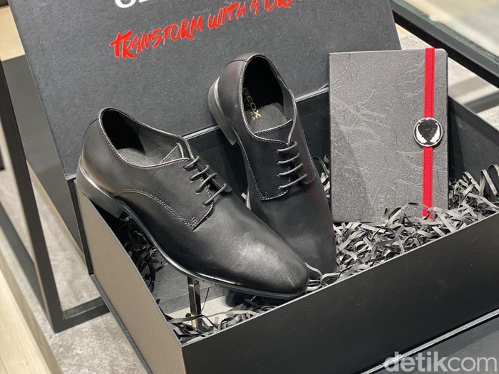 Sepatu GEOX x Venom The Last Dance