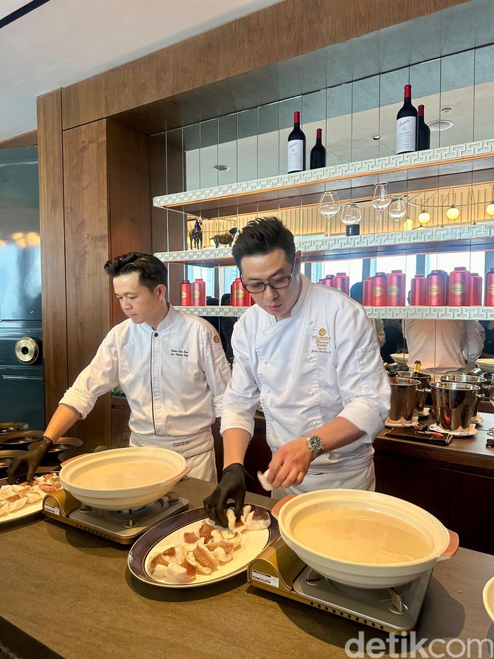 Spesial 8 Hidangan Set Menu Kanton Racikan Chef Resto Bintang Michelin