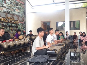 Habiskan Akhir Pekan di Bandung, Saatnya Belajar Budaya Sunda