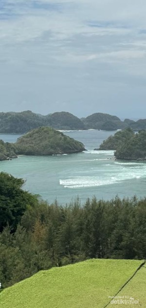 Teluk Asmara, Bak Raja Ampat tapi di Malang