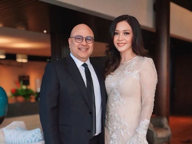 Artis Tiba-tiba Menikah