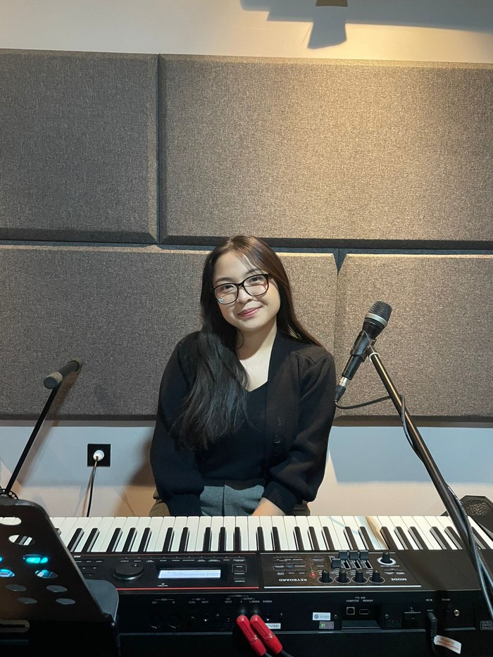 Bernadya Cerita Bernadya soal albumnya yang menginspirasi banyak orang.