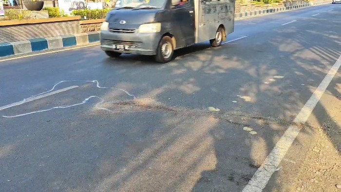 biker perempuan tewas tabrak pikap