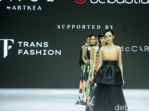 Koleksi Lace by Artkea & sebastianRed di JFW 2025 untuk Metro Department Store