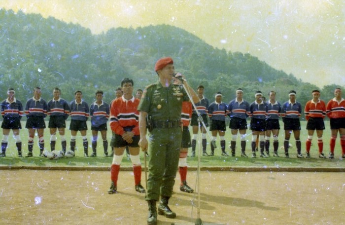 Foto lawas Prabowo Subianto di Lembah Tidar saat menjabat Danjen Kopassus. (dok. IG Iftitah Sulaiman). Foto lawas Prabowo Subianto di Lembah Tidar saat menjabat Danjen Kopassus. (dok. IG Iftitah Sulaiman).